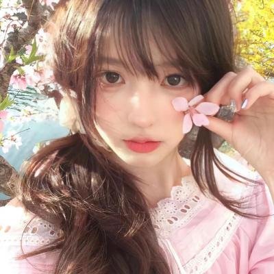 为黛茜小姐开车